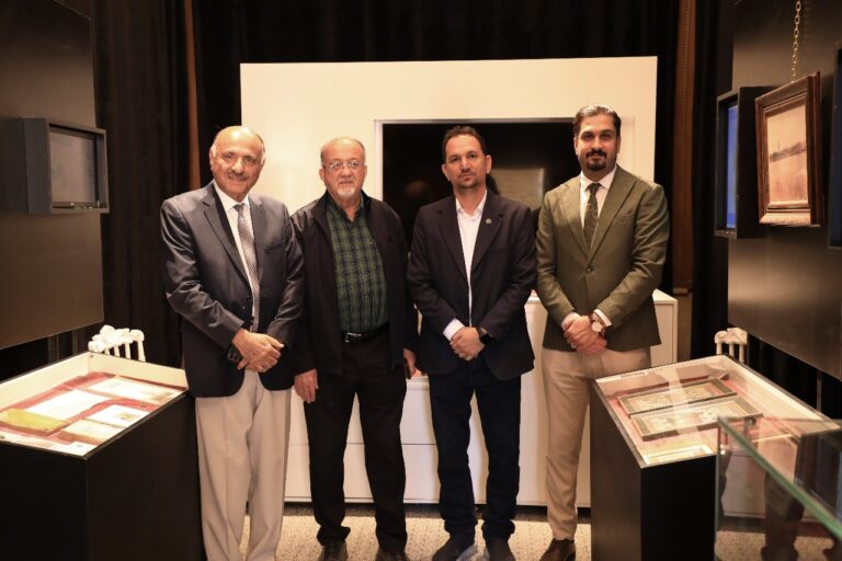 رموز الصحافة والإعلام في زيارة إلى المركز الثقافي البغدادي