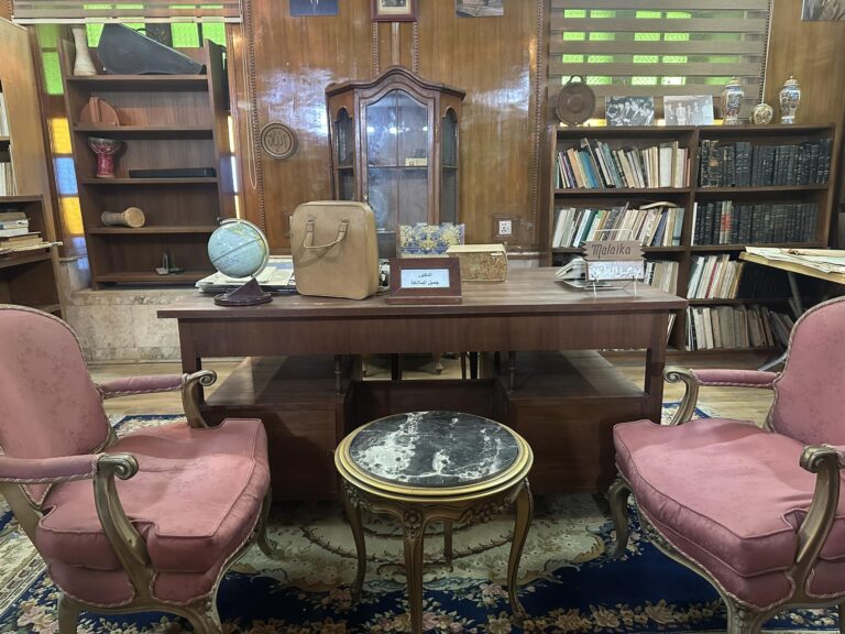 منهاج المكتبات التراثية في المركز الثقافي البغدادي – شارع المتنبي